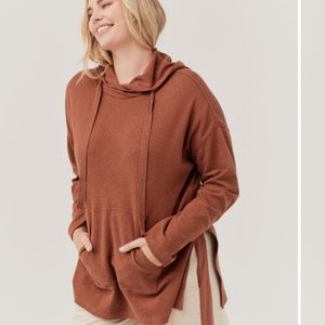 NWOT Pact Burnt Orange 100% Organic Cotton Sweatshirt